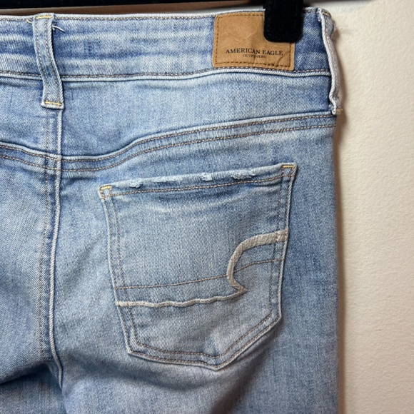 American Eagle Women's Super Super Stretch Jegging Jeans Light Blue Denim Size 4 - Picture 9 of 12